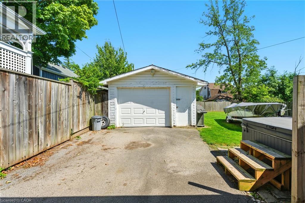 34 Shotwell Street, Welland, Ontario  L3C 1N8 - Photo 28 - 40766073