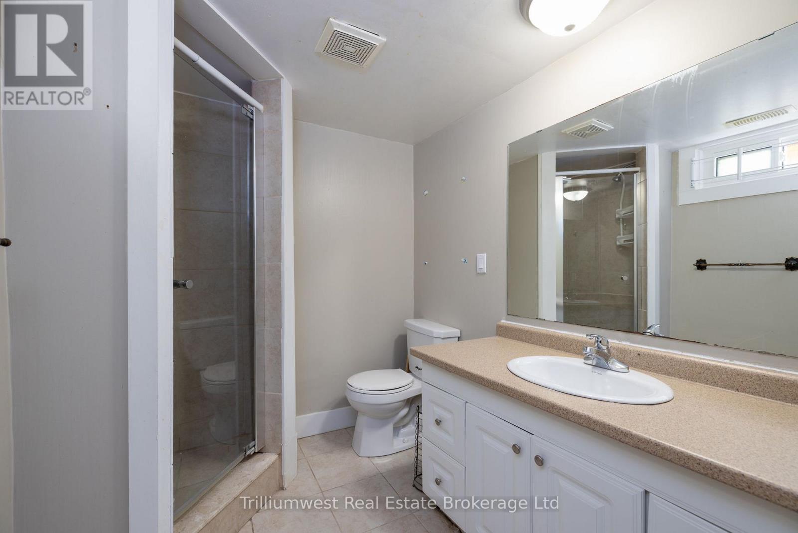B1 - 284 Trott Drive, London North, Ontario  N6G 1B5 - Photo 13 - X12388628