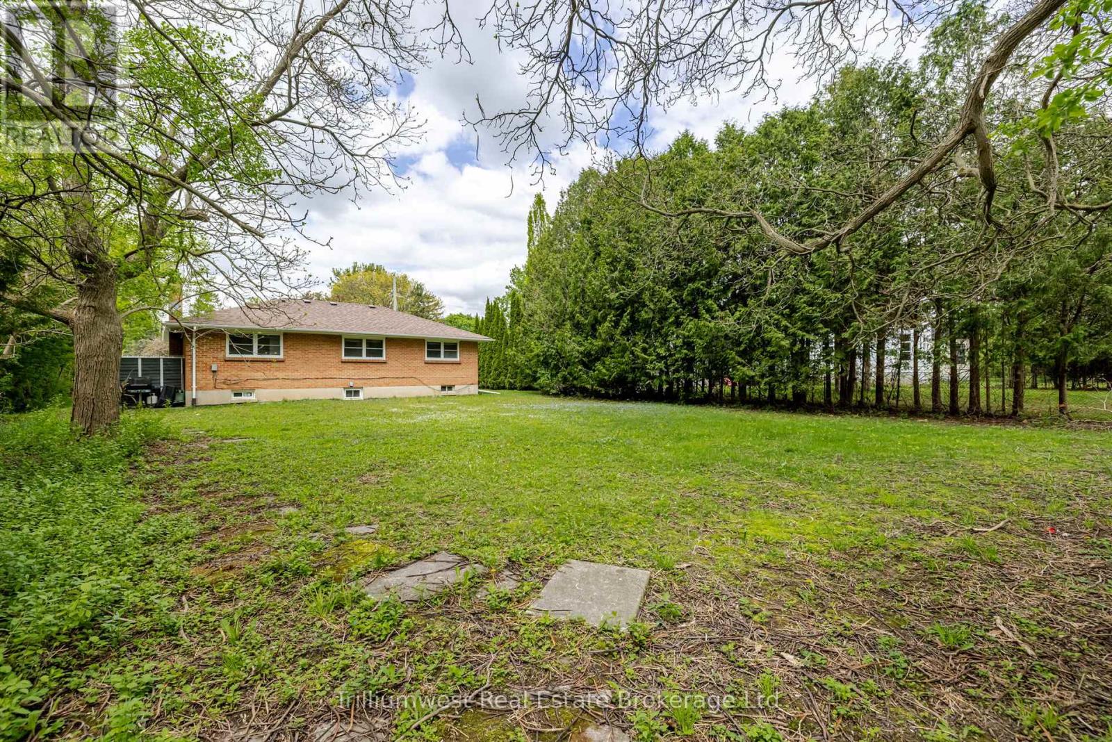 B1 - 284 Trott Drive, London North, Ontario  N6G 1B5 - Photo 16 - X12388628