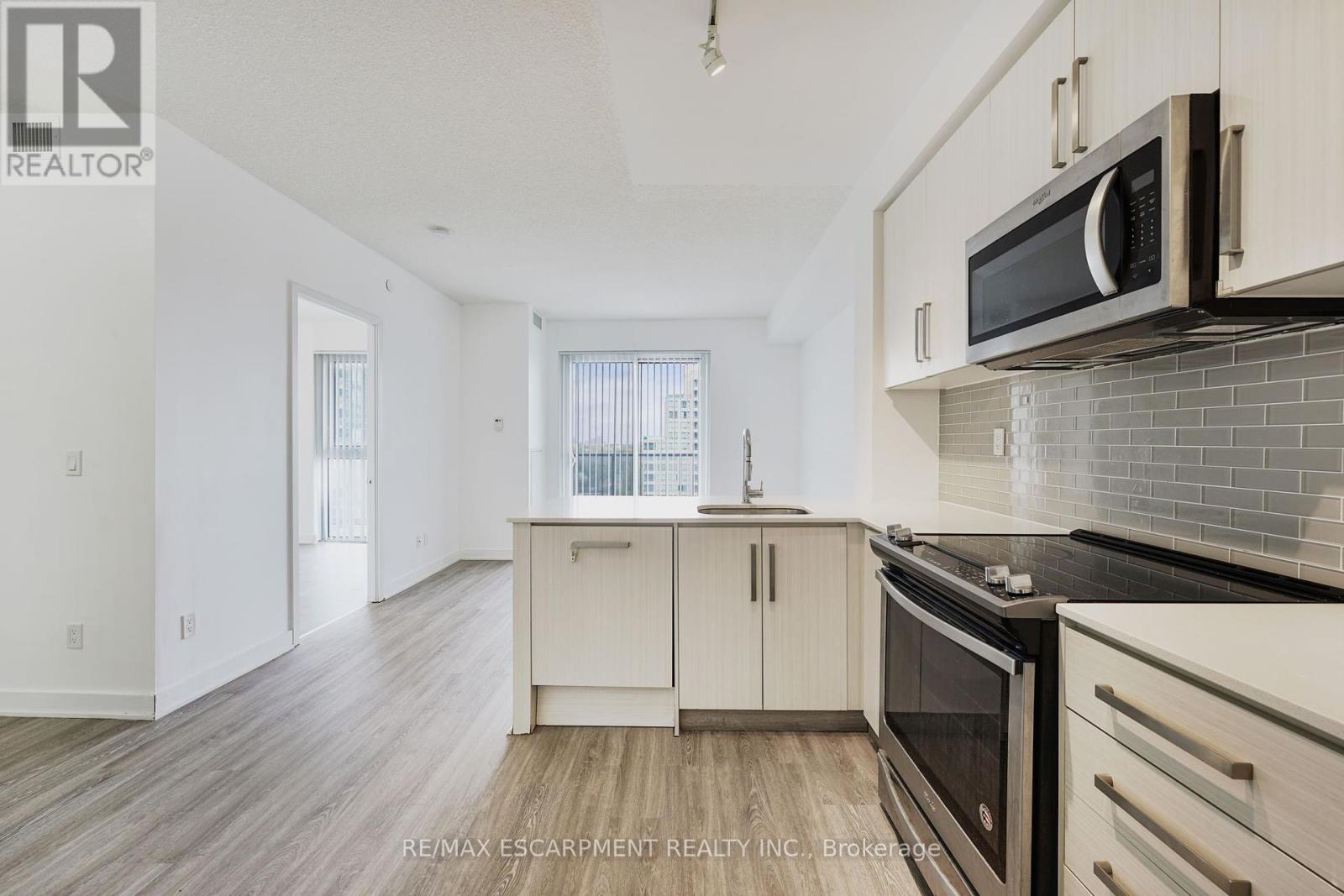 1006 - 5180 Yonge Street, Toronto, Ontario  M2N 5P6 - Photo 12 - C12388383