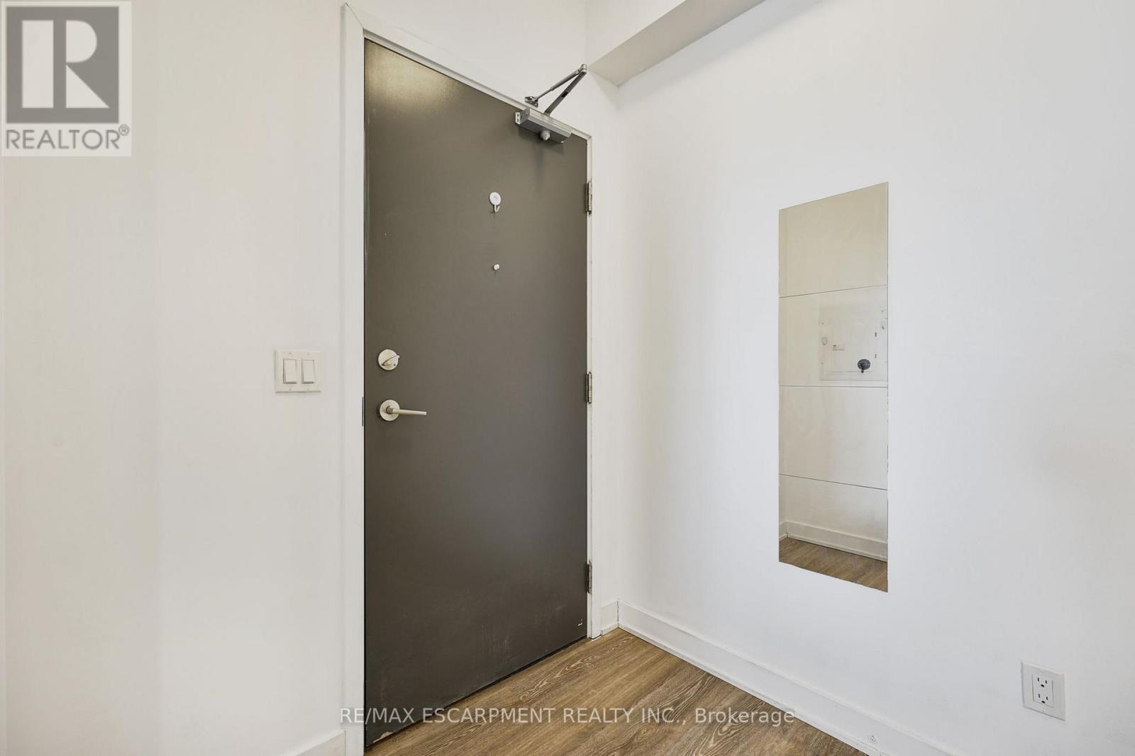 1006 - 5180 Yonge Street, Toronto, Ontario  M2N 5P6 - Photo 7 - C12388383