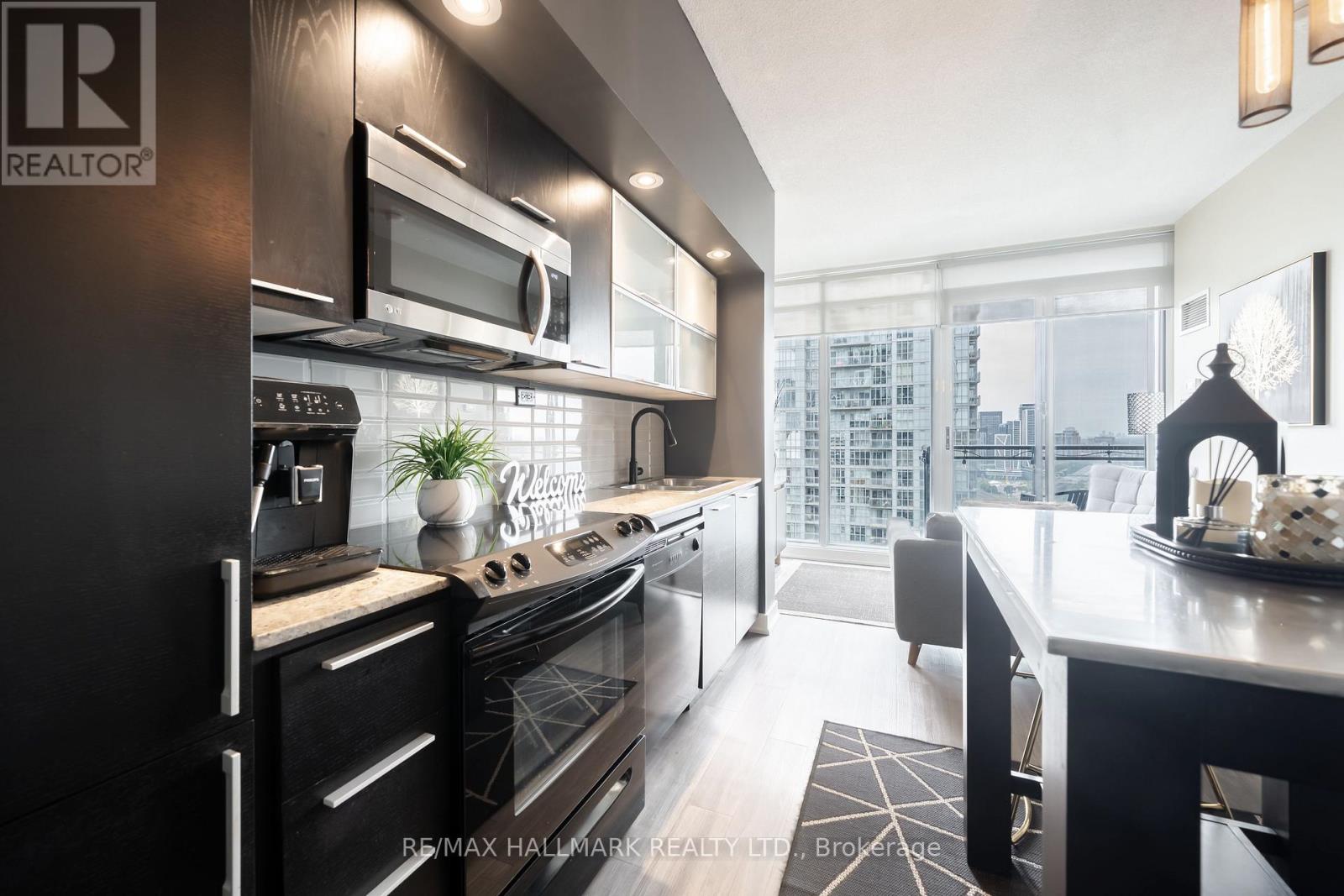 3008 - 25 Capreol Court, Toronto, Ontario  M5V 3Z7 - Photo 10 - C12388408