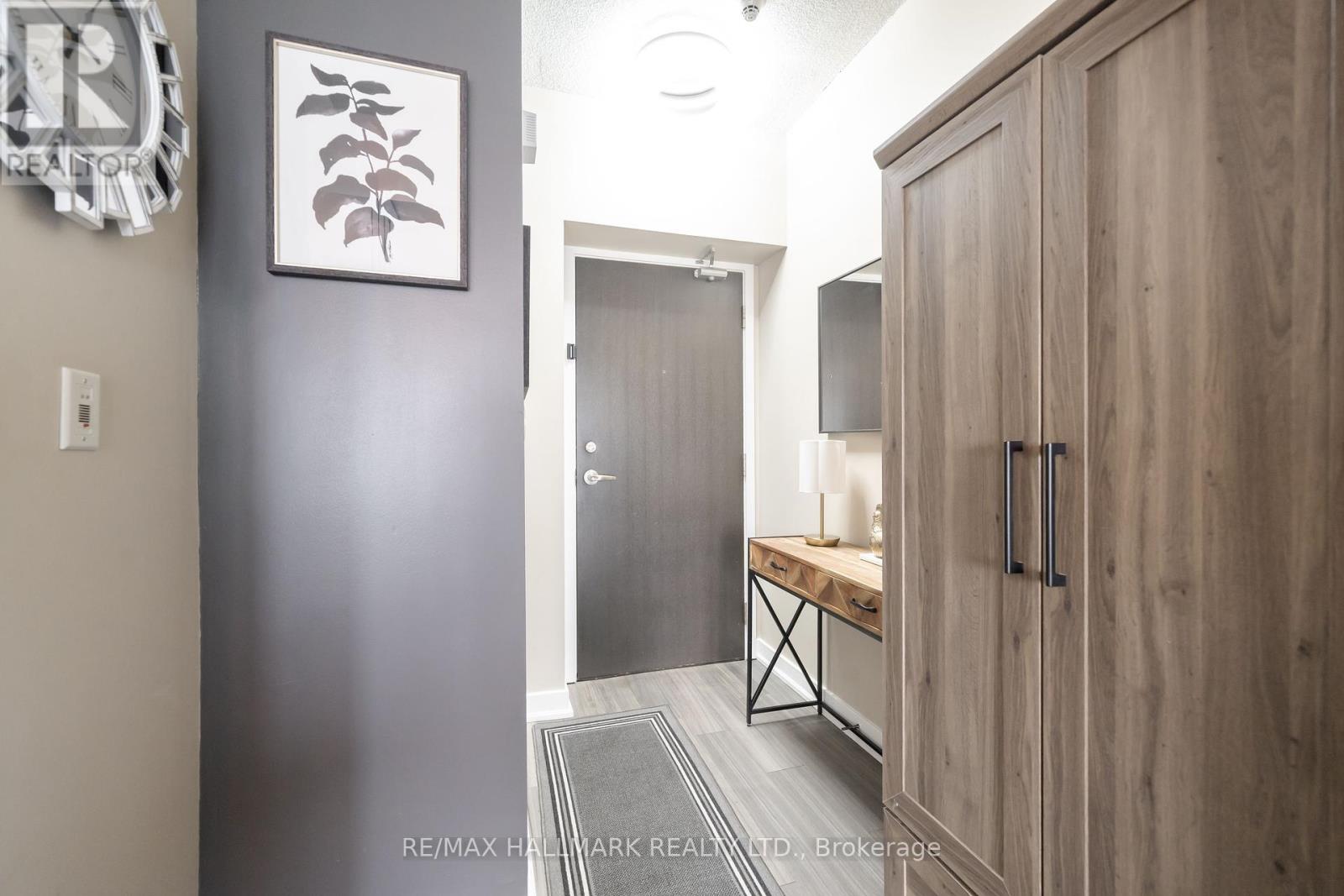 3008 - 25 Capreol Court, Toronto, Ontario  M5V 3Z7 - Photo 12 - C12388408