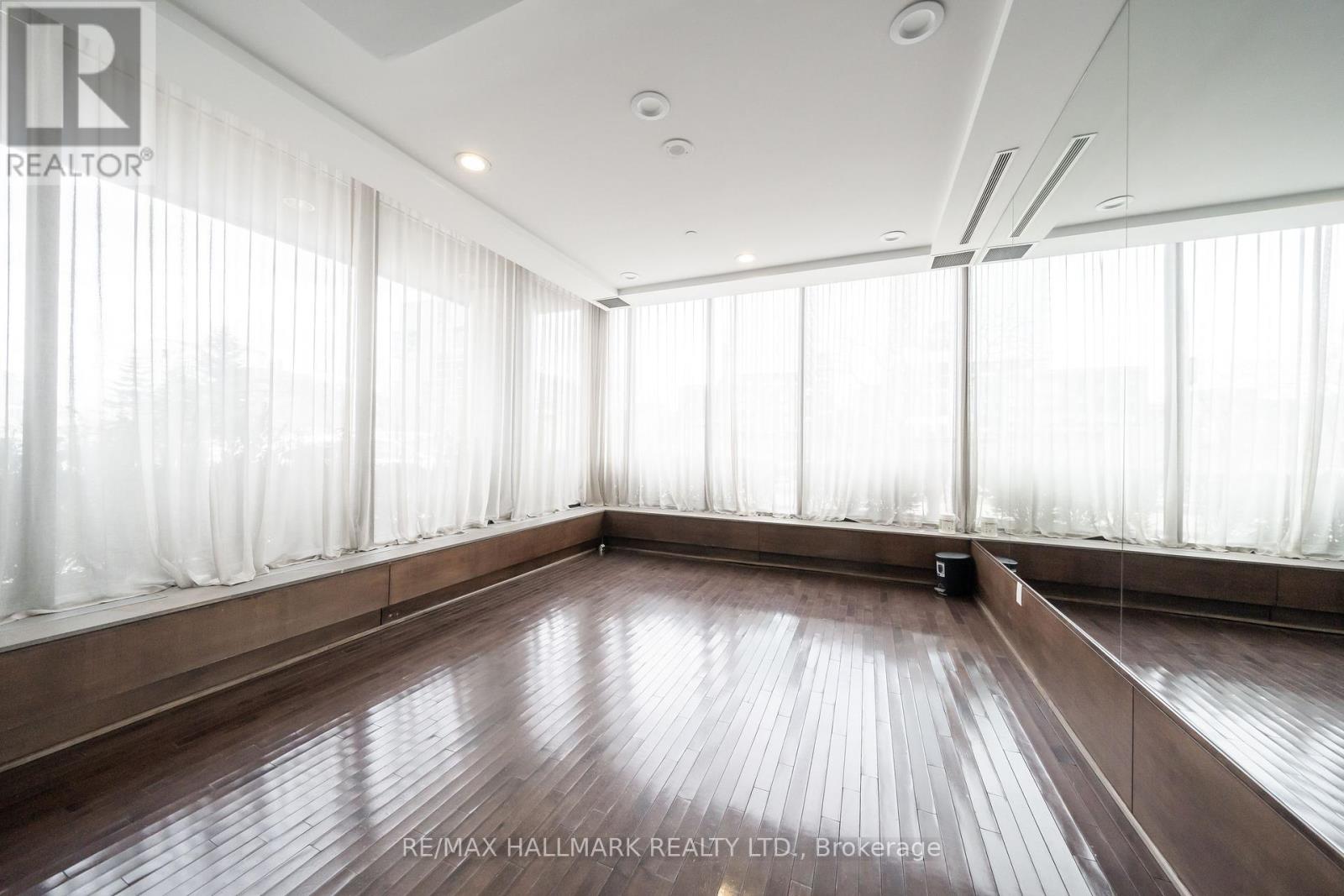 3008 - 25 Capreol Court, Toronto, Ontario  M5V 3Z7 - Photo 33 - C12388408