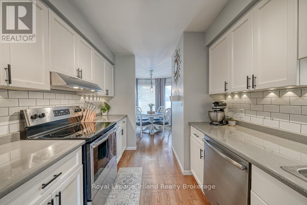 14 - 10 Dufferin Street, Norwich, Ontario  N0J 1P0 - Photo 15 - X12388561