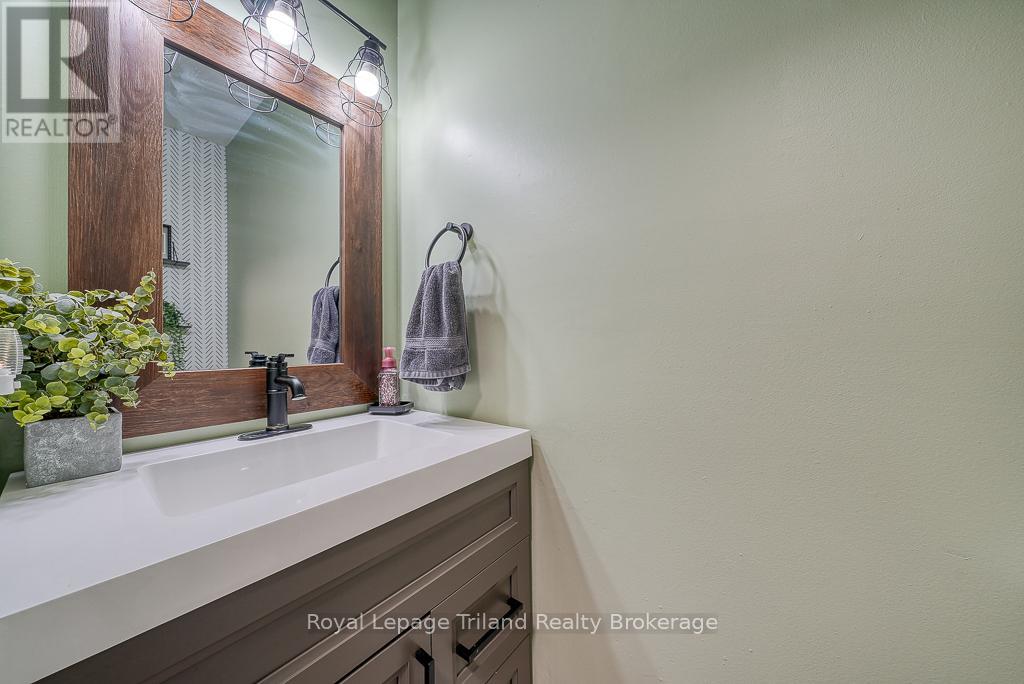 14 - 10 Dufferin Street, Norwich, Ontario  N0J 1P0 - Photo 20 - X12388561