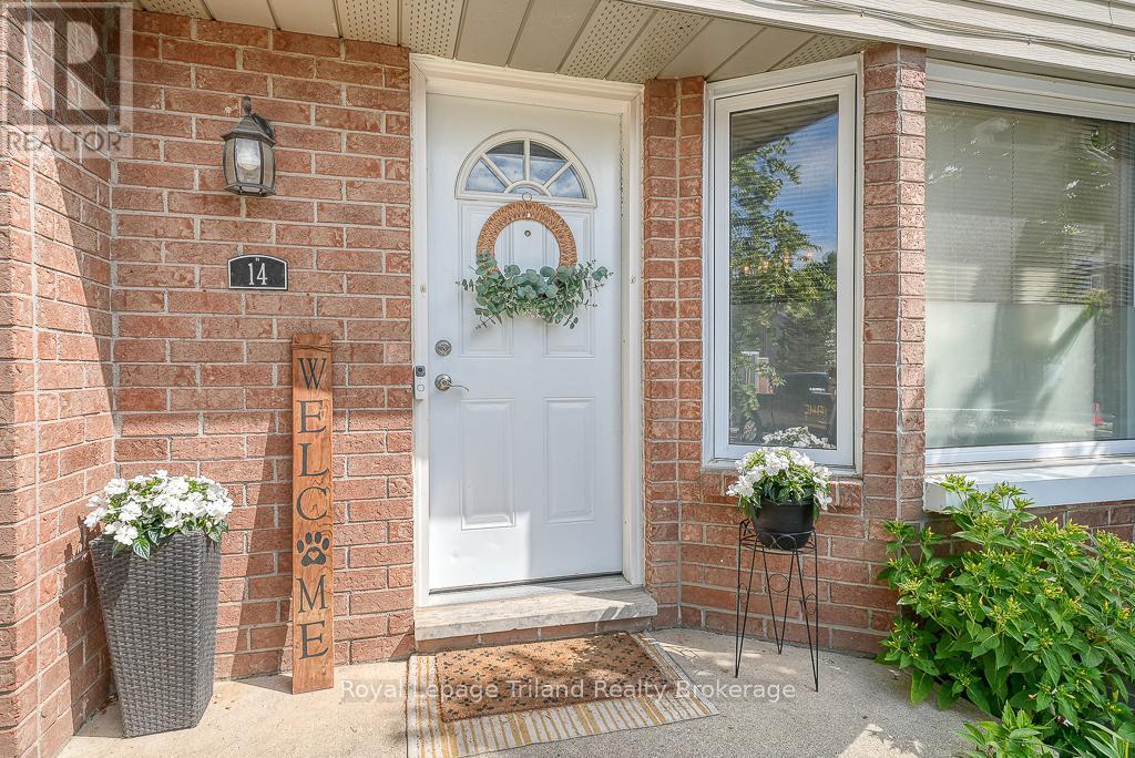 14 - 10 Dufferin Street, Norwich, Ontario  N0J 1P0 - Photo 4 - X12388561