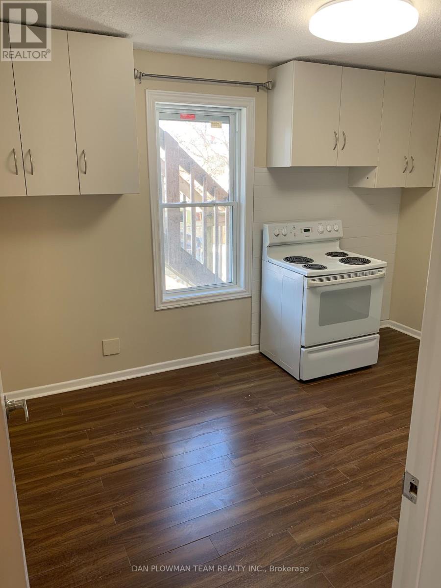 3 - 54 Ritson Road S, Oshawa, Ontario  L1H 5G9 - Photo 3 - E12388417