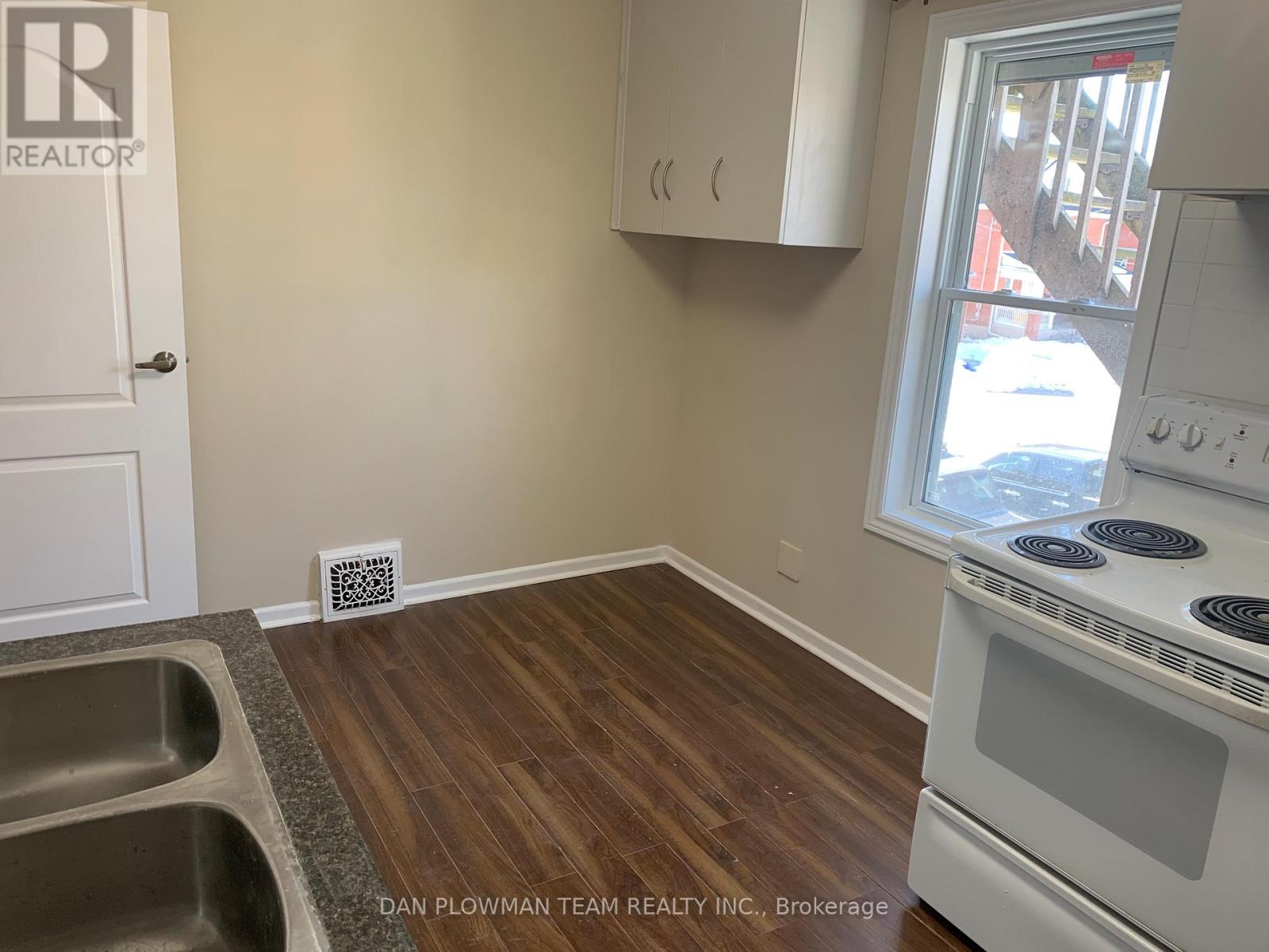 3 - 54 Ritson Road S, Oshawa, Ontario  L1H 5G9 - Photo 5 - E12388417