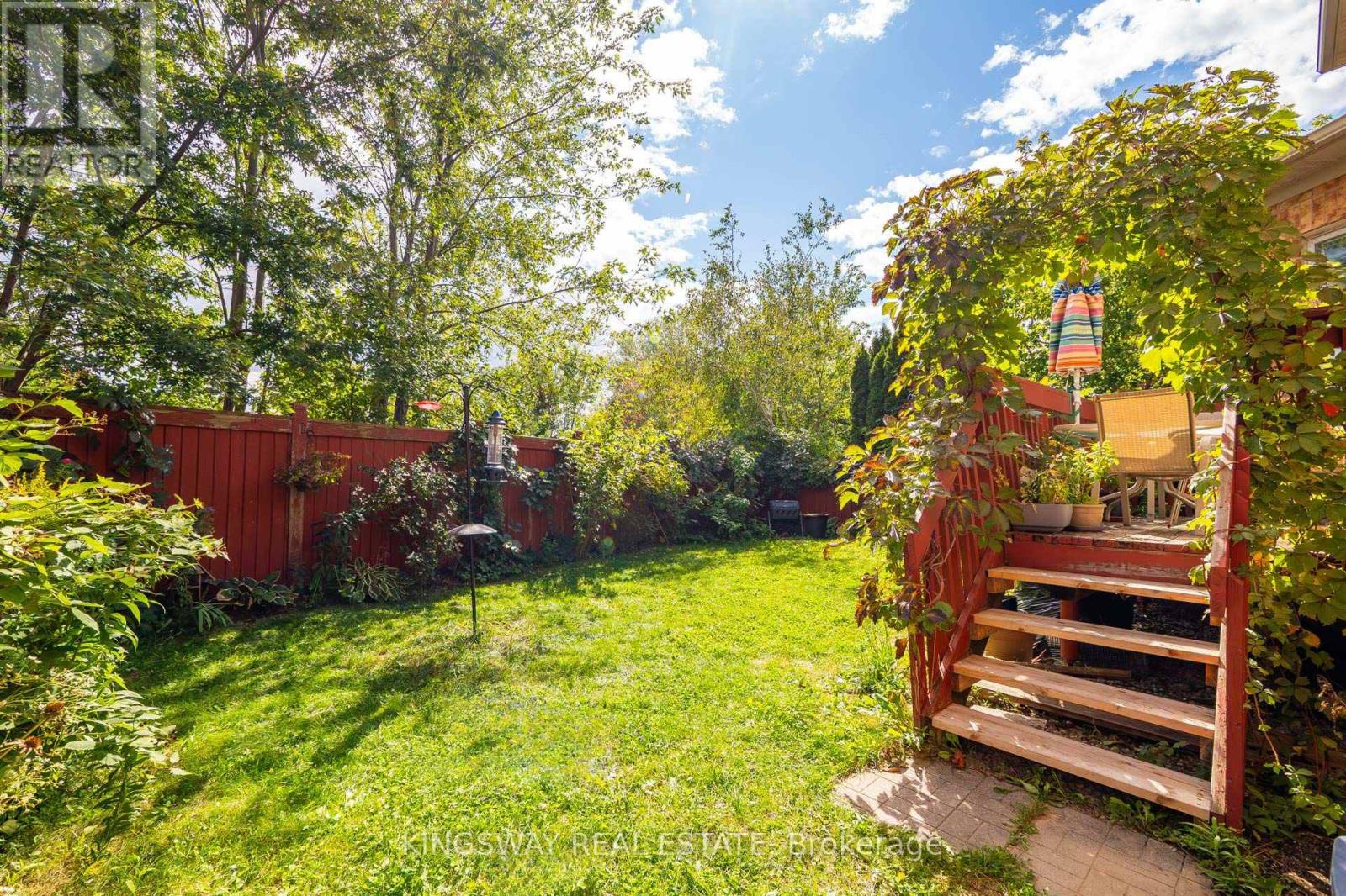 284 Holmes Crescent, Milton, Ontario  L9T 0R2 - Photo 45 - W12386799