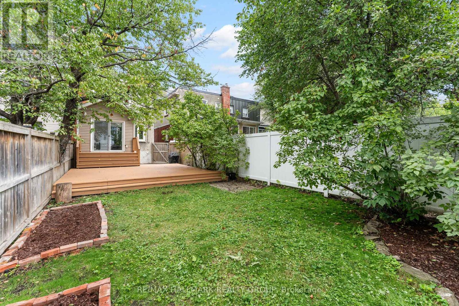 Property at 494 PARKDALE AVENUE image 2