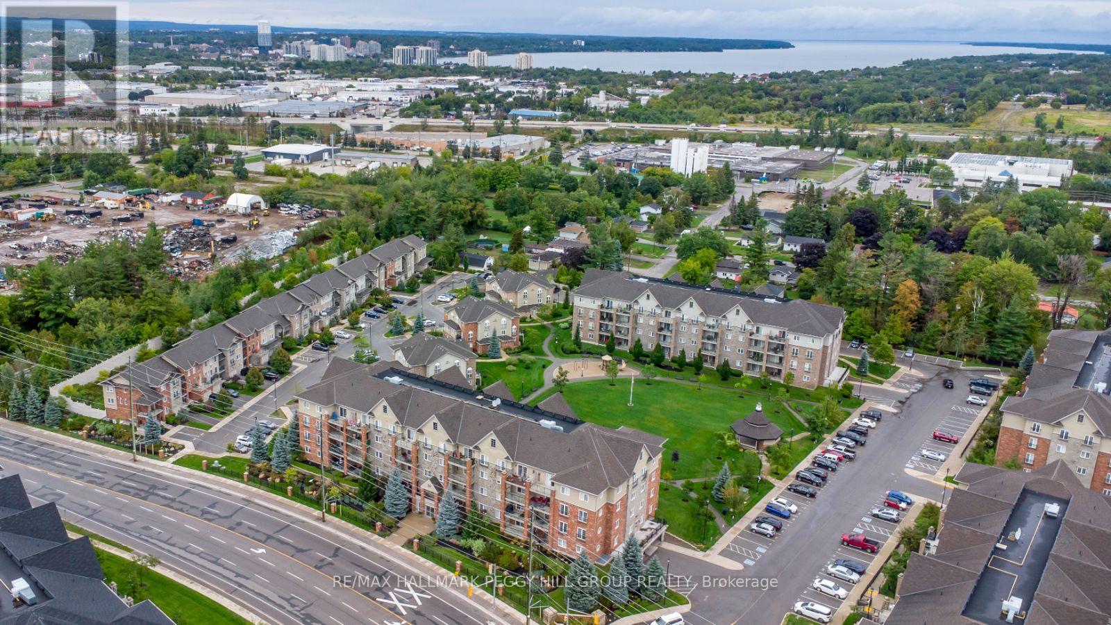 205 - 39 Ferndale Drive S, Barrie, Ontario  L4N 5T5 - Photo 15 - S12388419