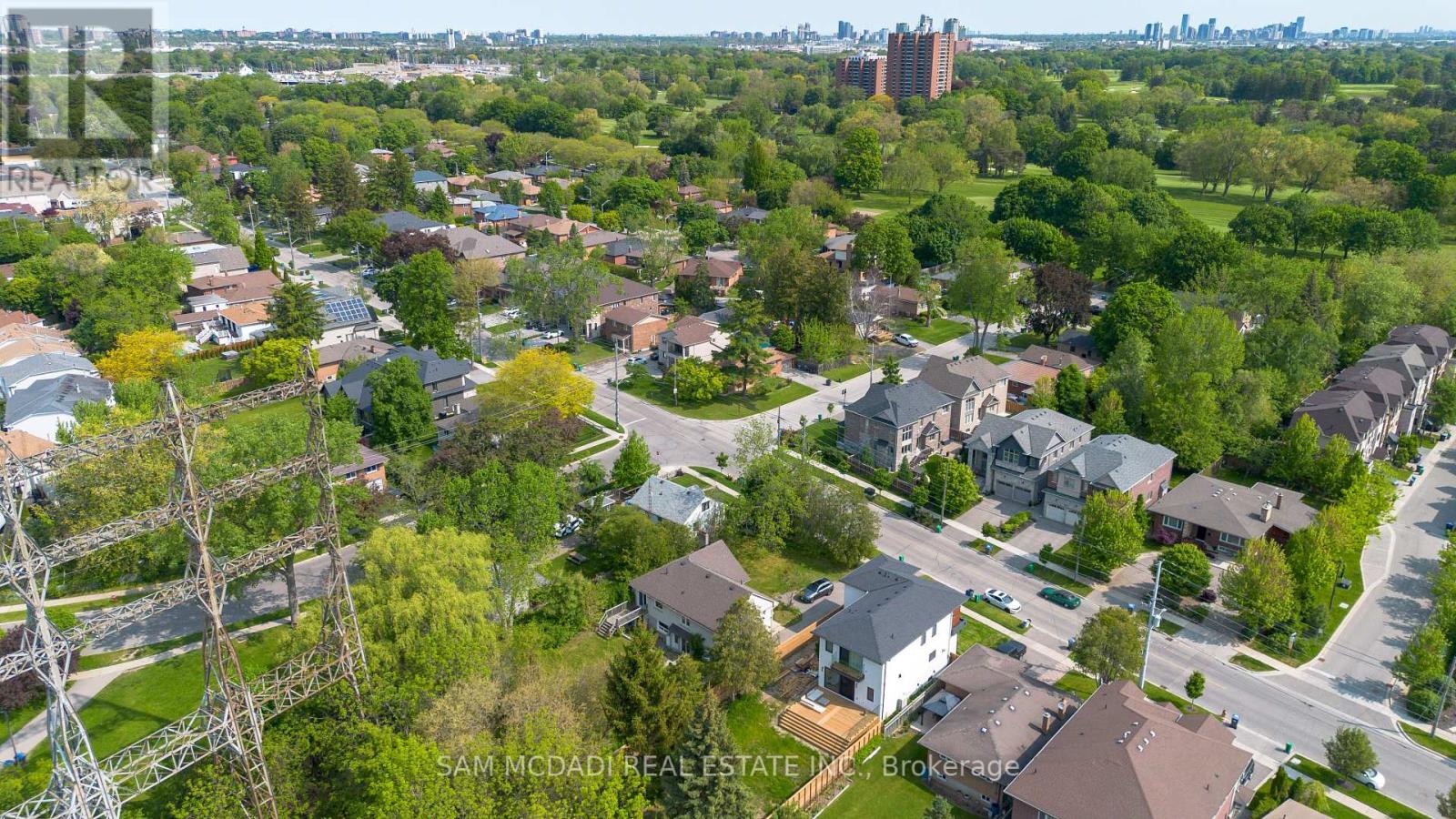 1228 Haig Boulevard, Mississauga, Ontario  L5E 2M7 - Photo 20 - W12388340