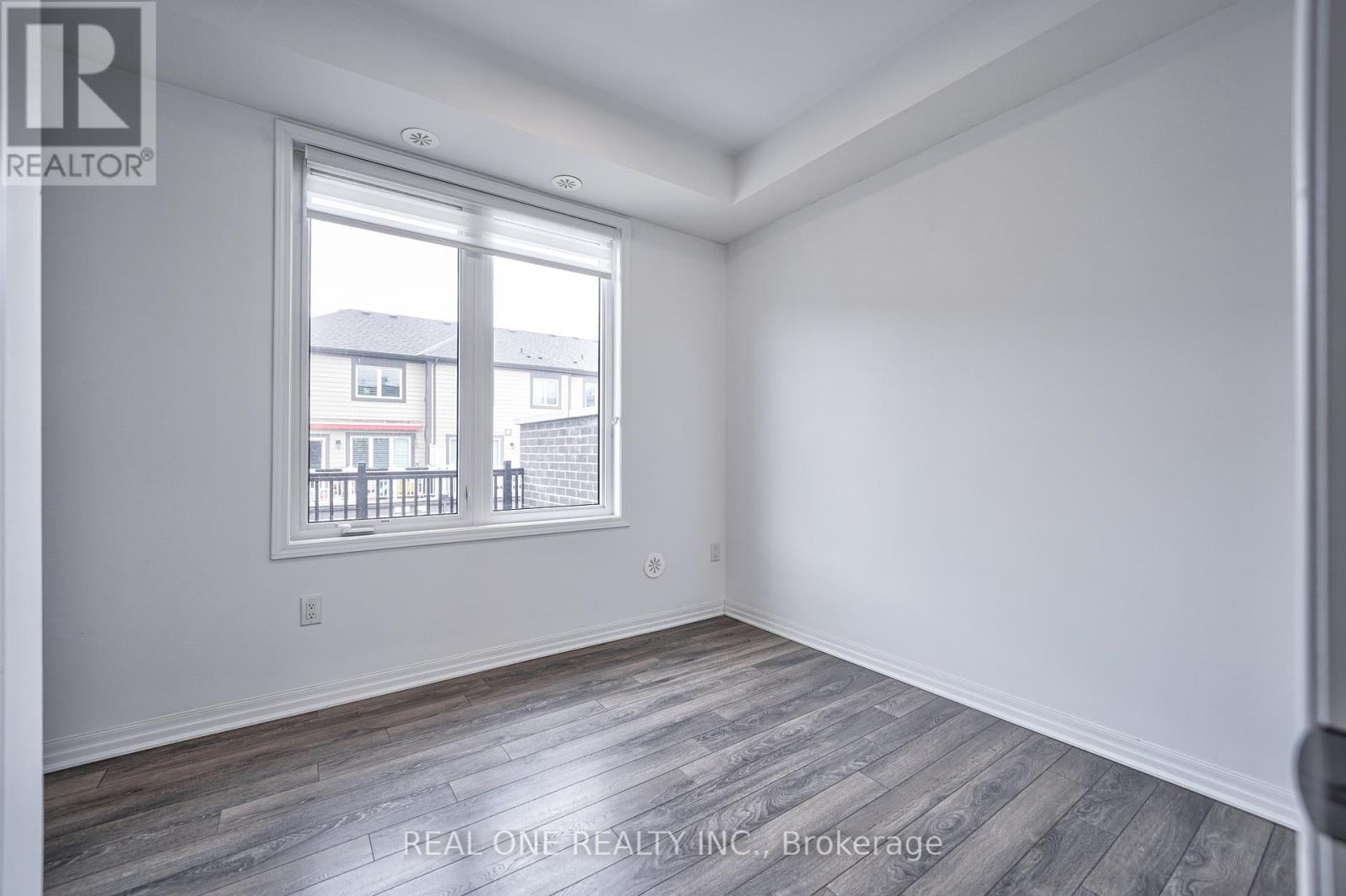 3073 George Savage Avenue, Oakville, Ontario  L6M 0Y9 - Photo 10 - W12388342