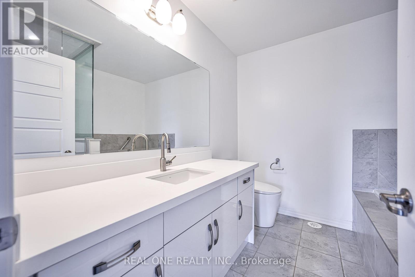 3073 George Savage Avenue, Oakville, Ontario  L6M 0Y9 - Photo 17 - W12388342