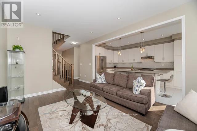 133 Hatt Court, Milton, Ontario  L9E 1G7 - Photo 10 - W12388372