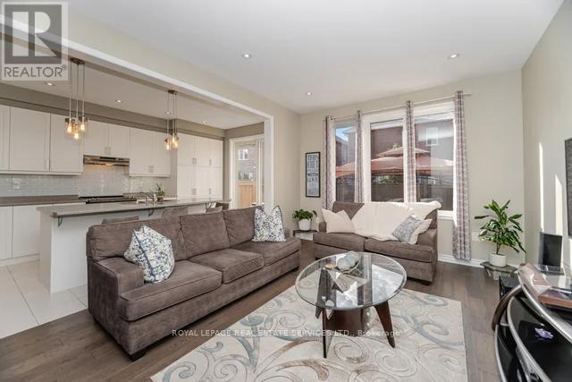 133 Hatt Court, Milton, Ontario  L9E 1G7 - Photo 9 - W12388372