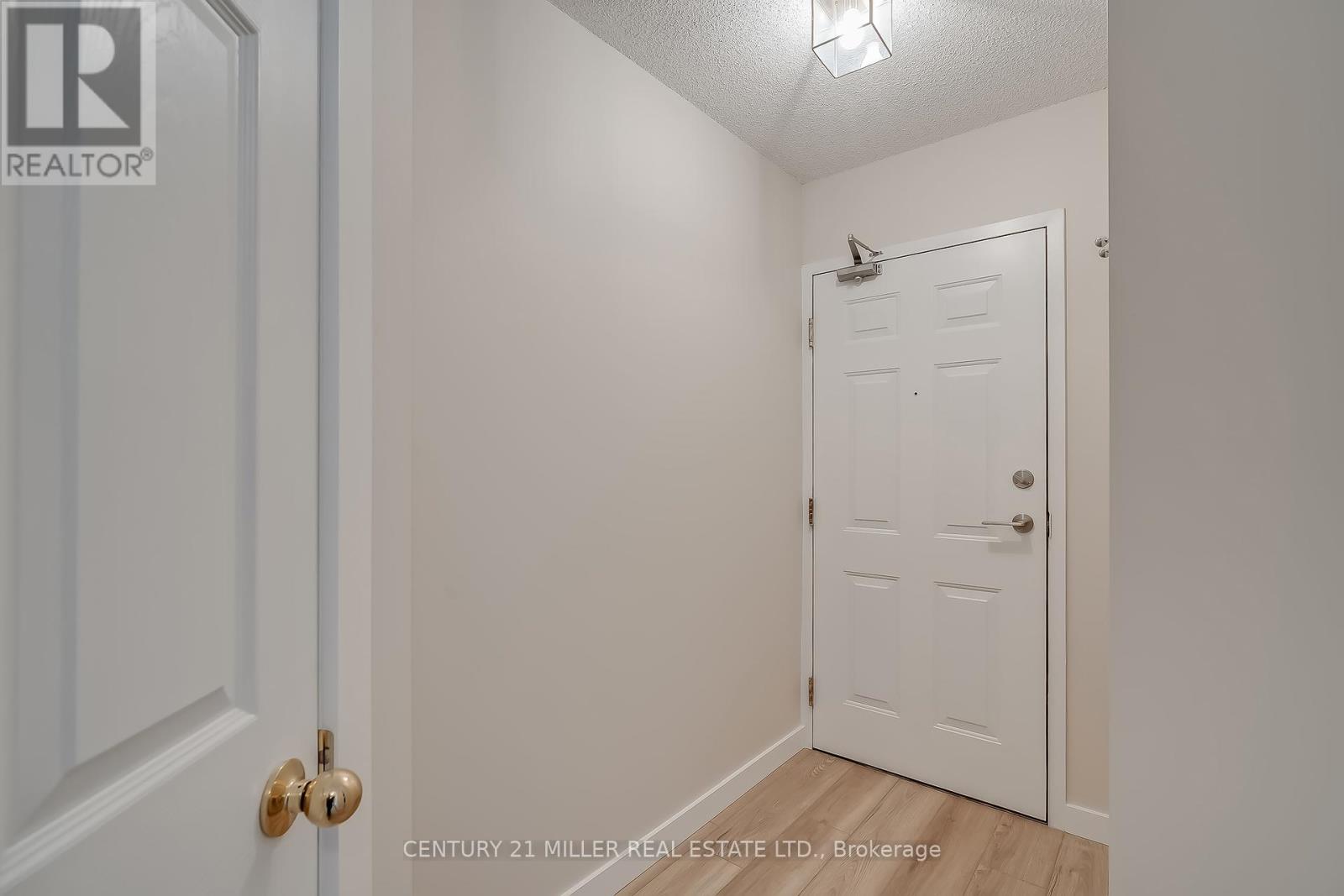 608 - 32 Tannery Street, Mississauga, Ontario  L5M 6T6 - Photo 4 - W12388412