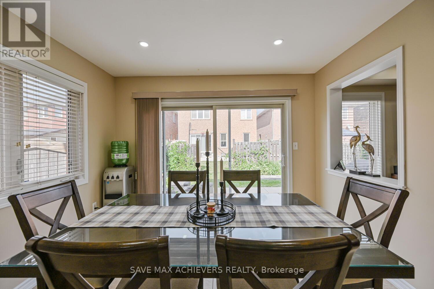 37 Bloom Drive, Brampton (Bram East), Ontario  L6P 3C3 - Photo 20 - W12388425