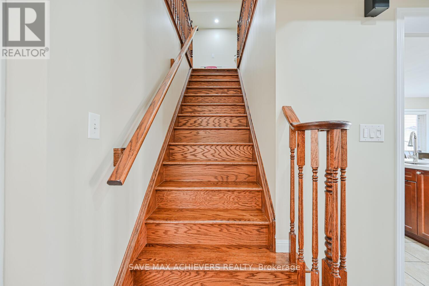 37 Bloom Drive, Brampton (Bram East), Ontario  L6P 3C3 - Photo 26 - W12388425