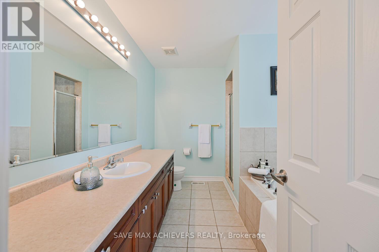 37 Bloom Drive, Brampton (Bram East), Ontario  L6P 3C3 - Photo 31 - W12388425