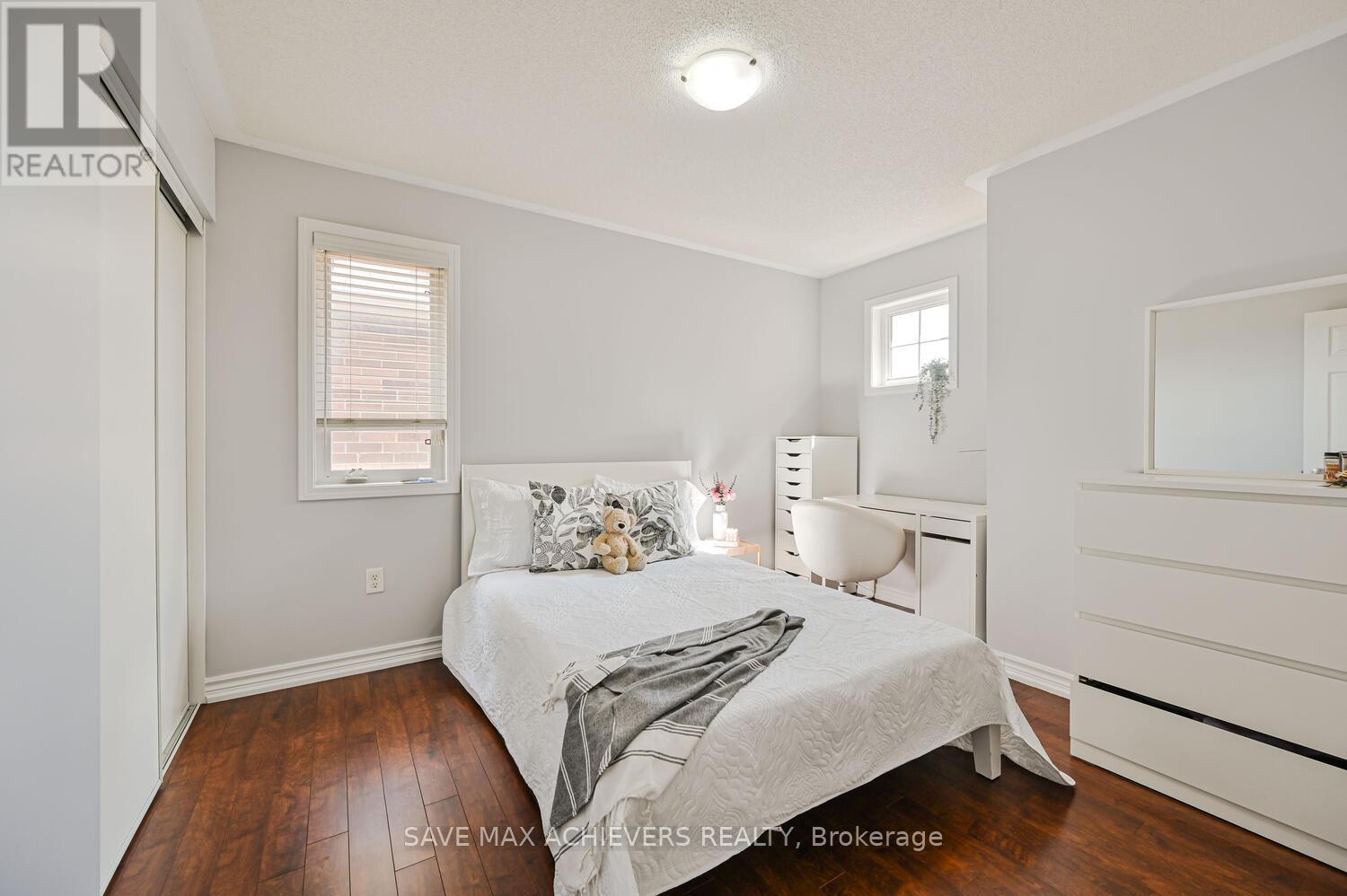 37 Bloom Drive, Brampton (Bram East), Ontario  L6P 3C3 - Photo 33 - W12388425