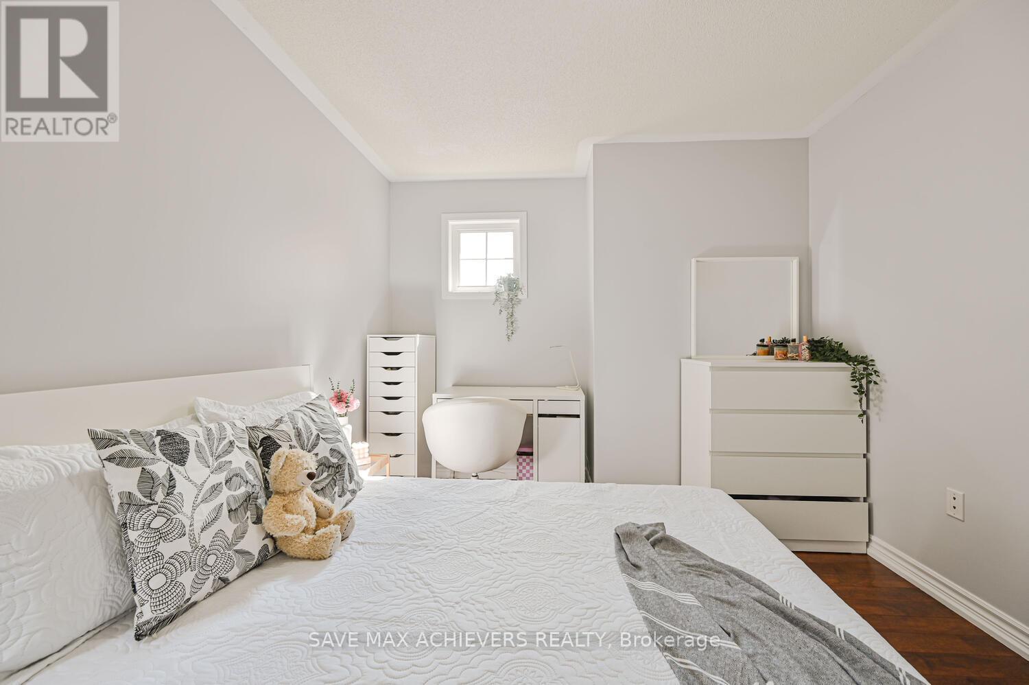 37 Bloom Drive, Brampton (Bram East), Ontario  L6P 3C3 - Photo 35 - W12388425