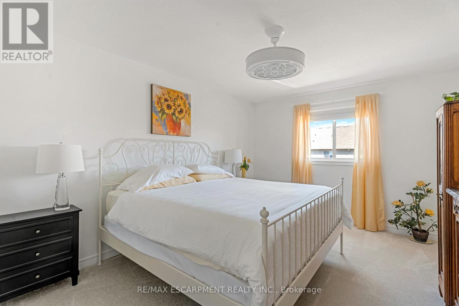 60 Garinger Crescent, Hamilton (Binbrook), Ontario  L0R 1C0 - Photo 30 - X12388343