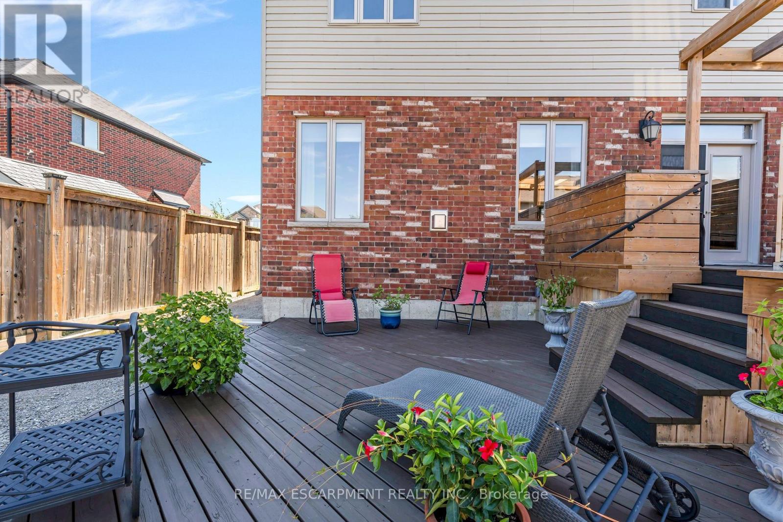 60 Garinger Crescent, Hamilton (Binbrook), Ontario  L0R 1C0 - Photo 41 - X12388343