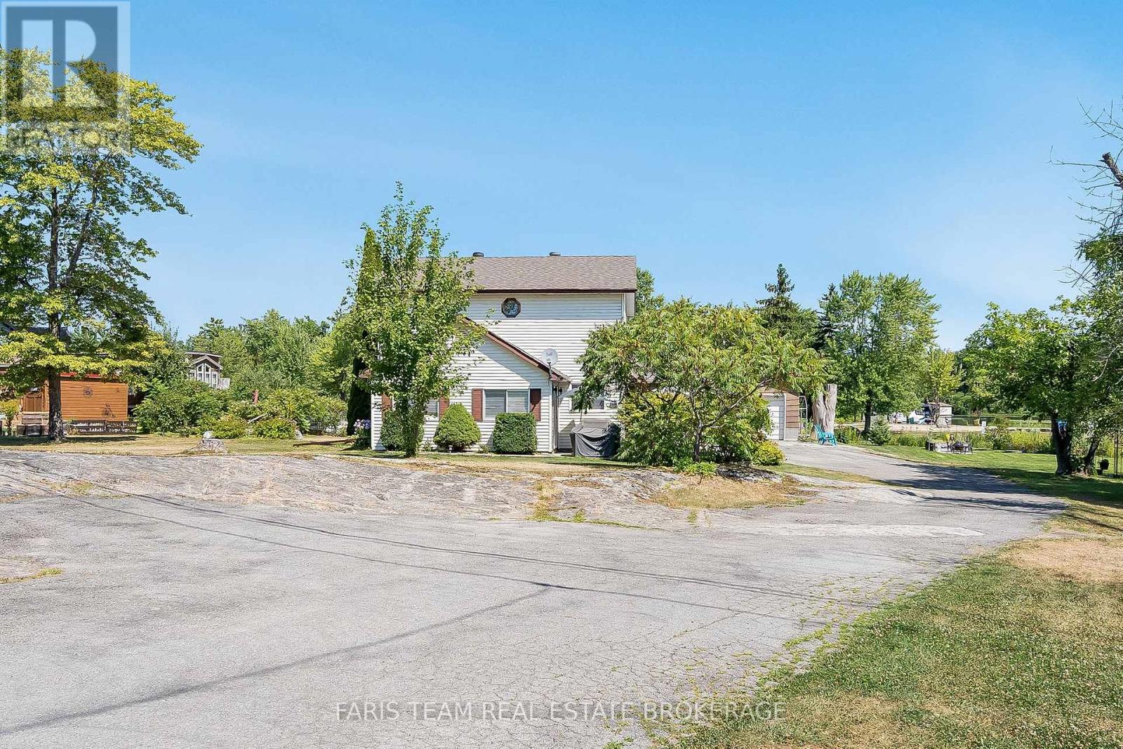 57 Port Severn Road N, Georgian Bay, Ontario  L0K 1S0 - Photo 2 - X12388418