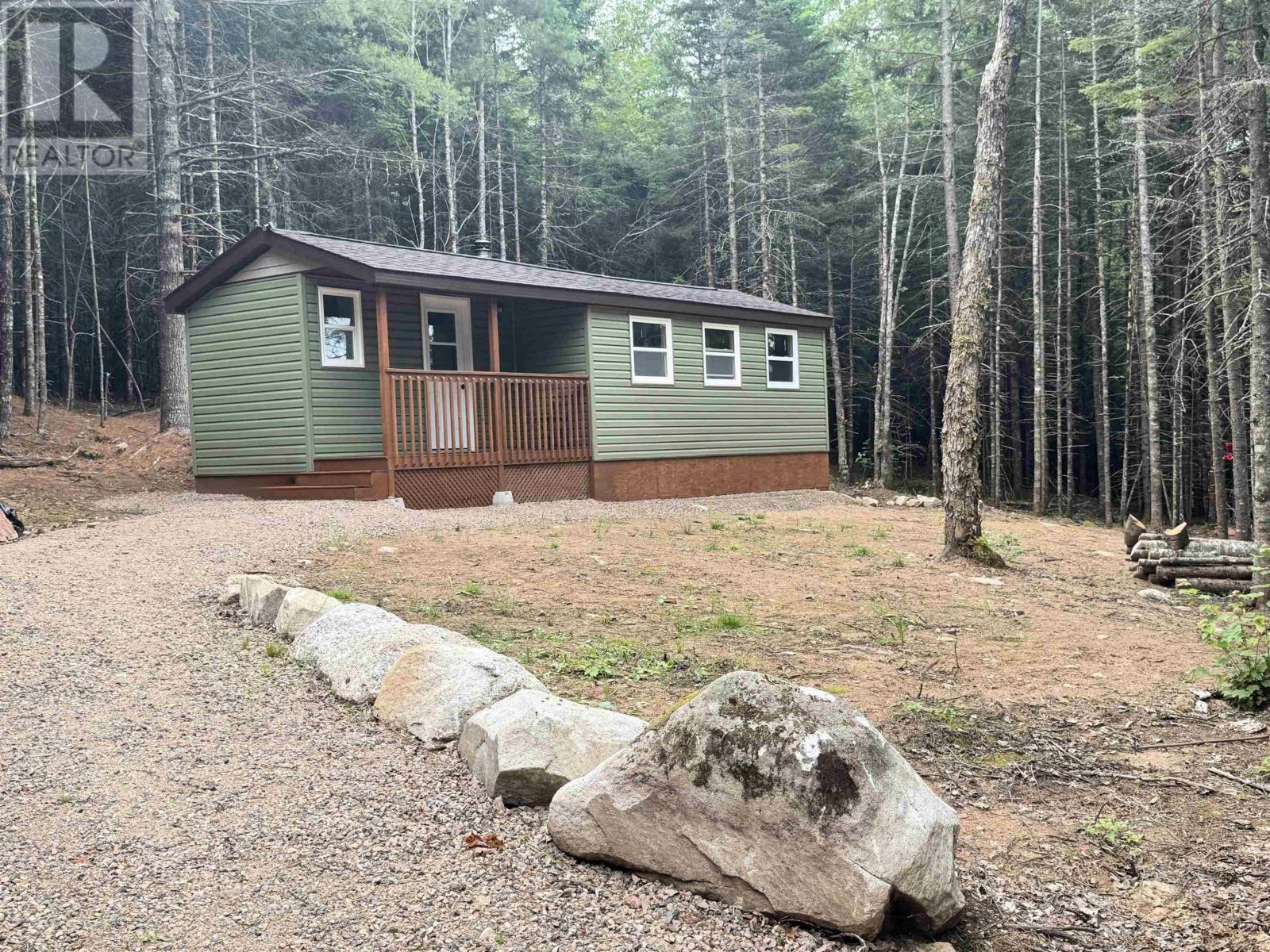 126 Middle Lake South Road, Vaughan, Nova Scotia