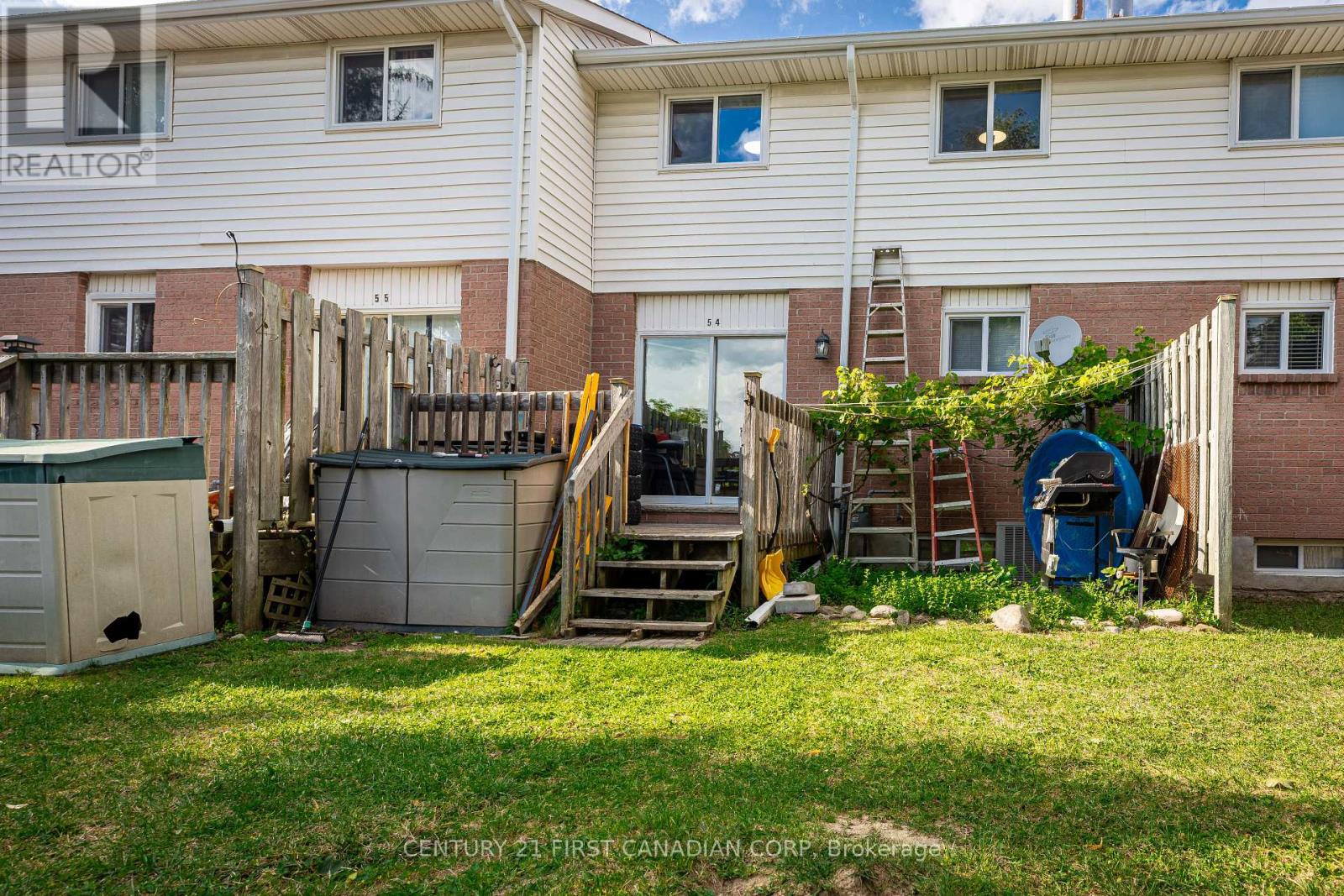 54 - 1318 Highbury Avenue, London East, Ontario  N5Y 5E5 - Photo 23 - X12388701