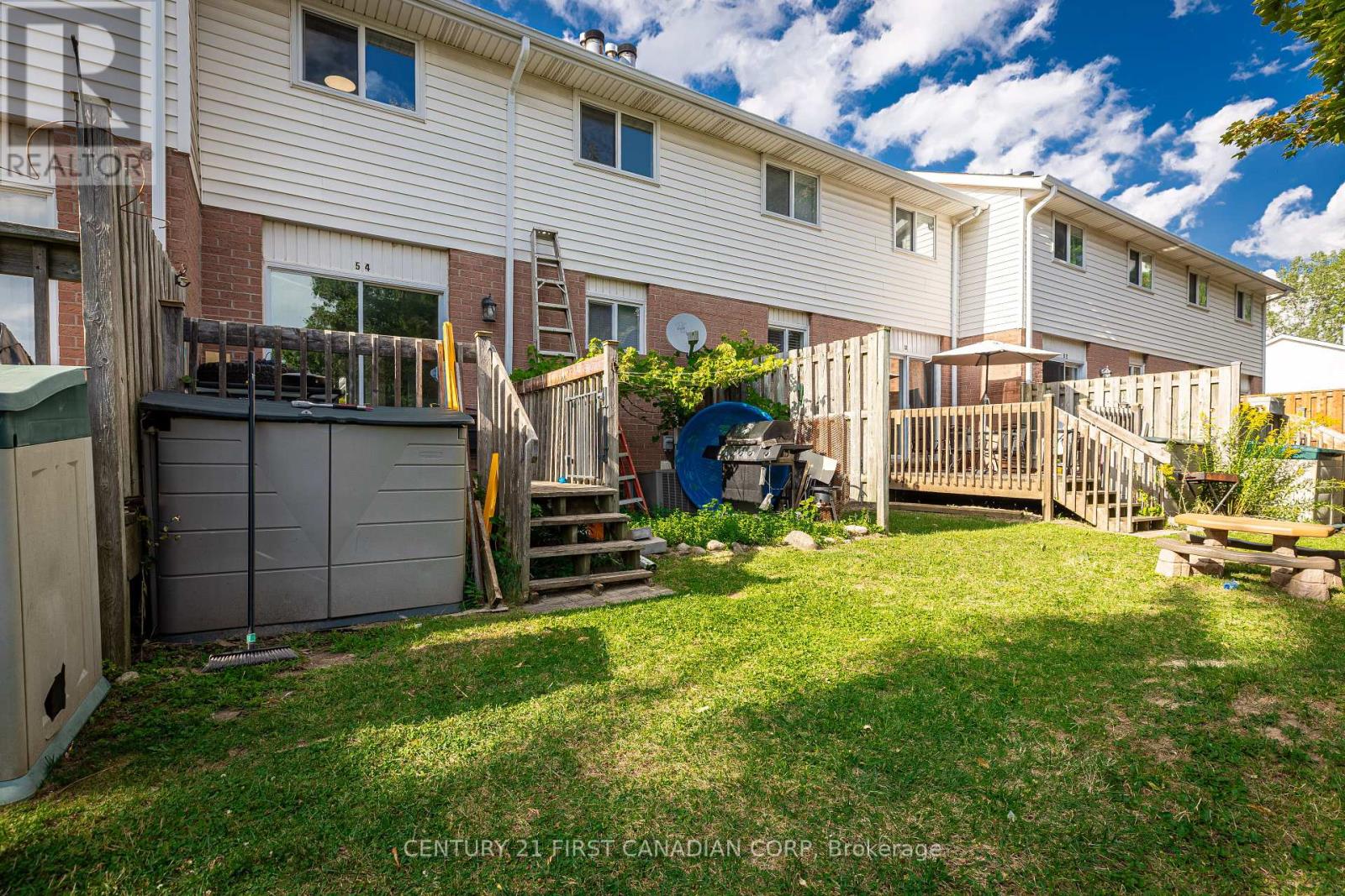 54 - 1318 Highbury Avenue, London East, Ontario  N5Y 5E5 - Photo 25 - X12388701