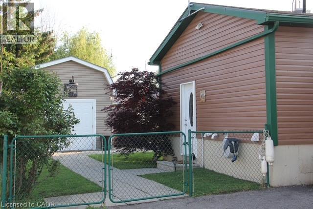 Property at 3 WILCOX Drive image 4