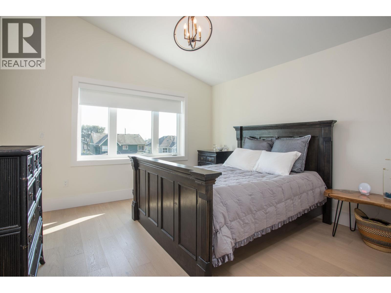 341 E 13th Street, North Vancouver, British Columbia  V7L 2L8 - Photo 20 - R3044620