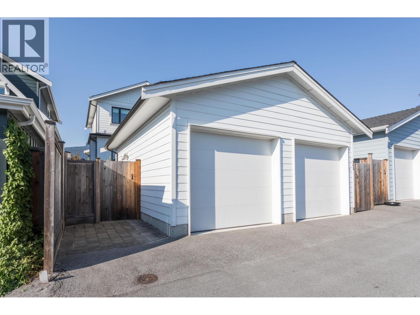 341 E 13th Street, North Vancouver, British Columbia  V7L 2L8 - Photo 35 - R3044620