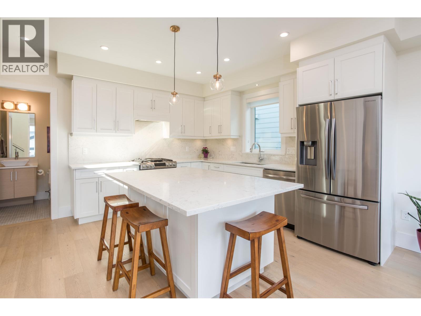 341 E 13th Street, North Vancouver, British Columbia  V7L 2L8 - Photo 7 - R3044620