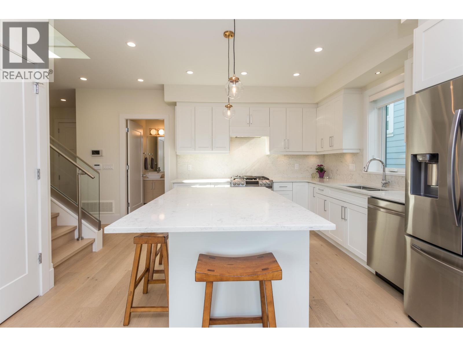 341 E 13th Street, North Vancouver, British Columbia  V7L 2L8 - Photo 8 - R3044620