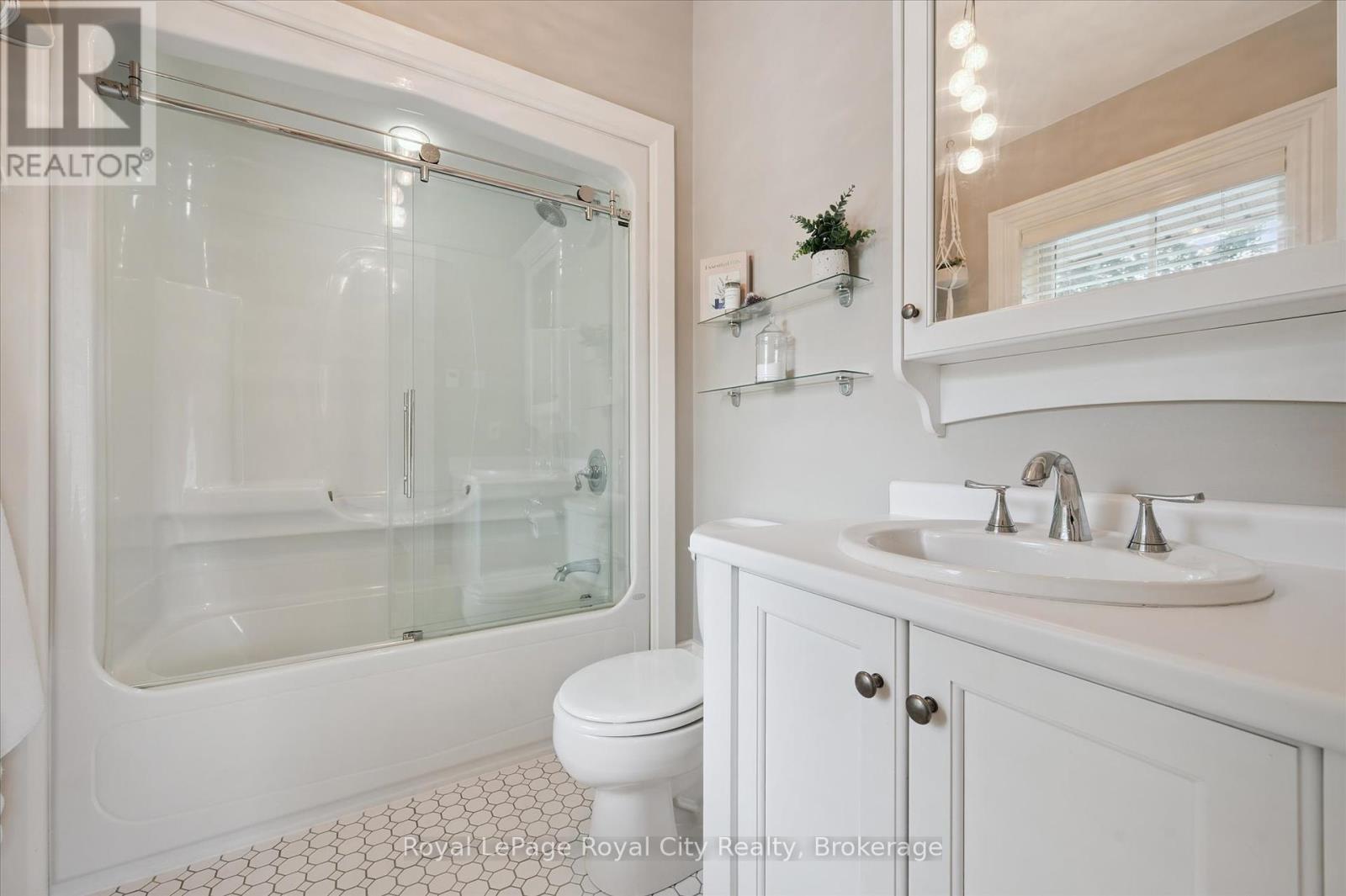 66 Grange Street, Guelph, Ontario  N1E 2V2 - Photo 28 - X12388650