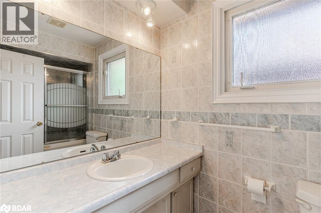 39 Frith Road, Toronto, Ontario  M3N 1E9 - Photo 7 - 40767357