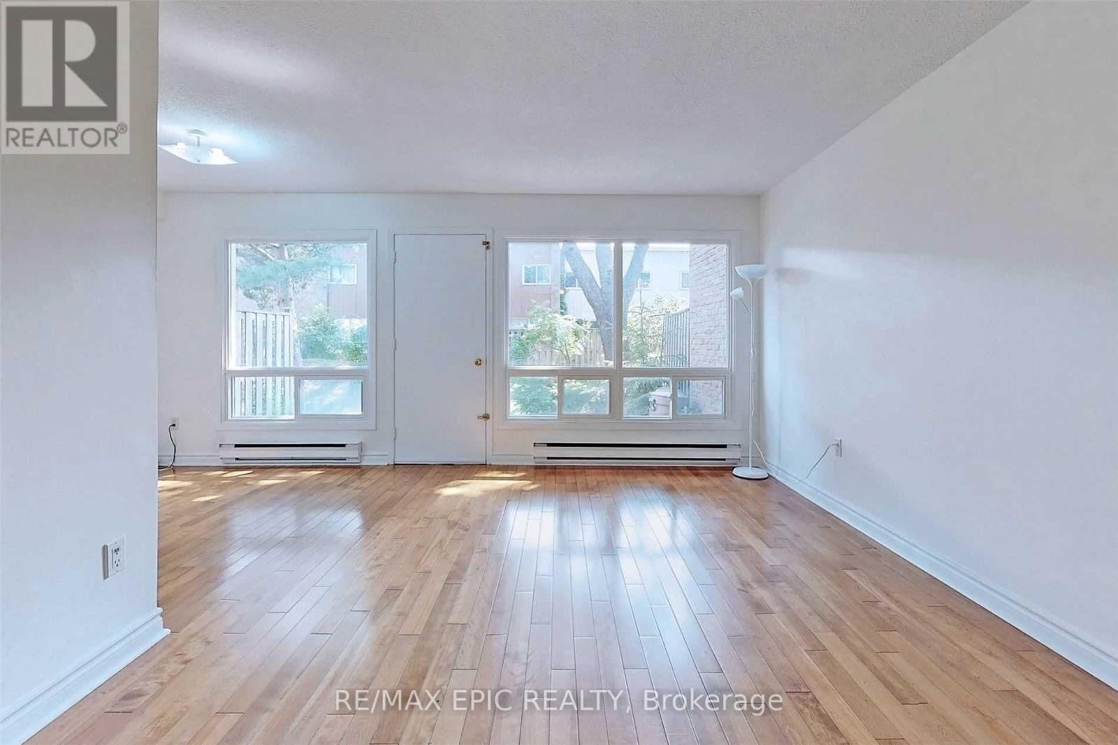 120 Woody Vine Way, Toronto, Ontario  M2J 4H6 - Photo 3 - C12388443
