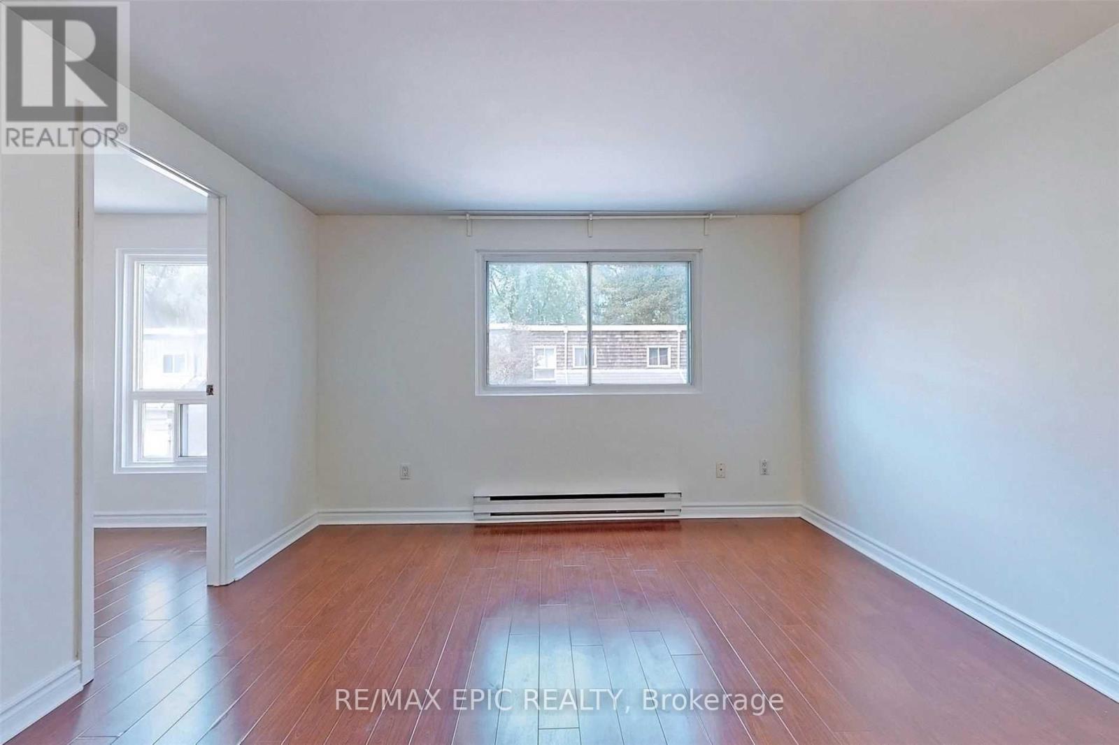 120 Woody Vine Way, Toronto, Ontario  M2J 4H6 - Photo 6 - C12388443