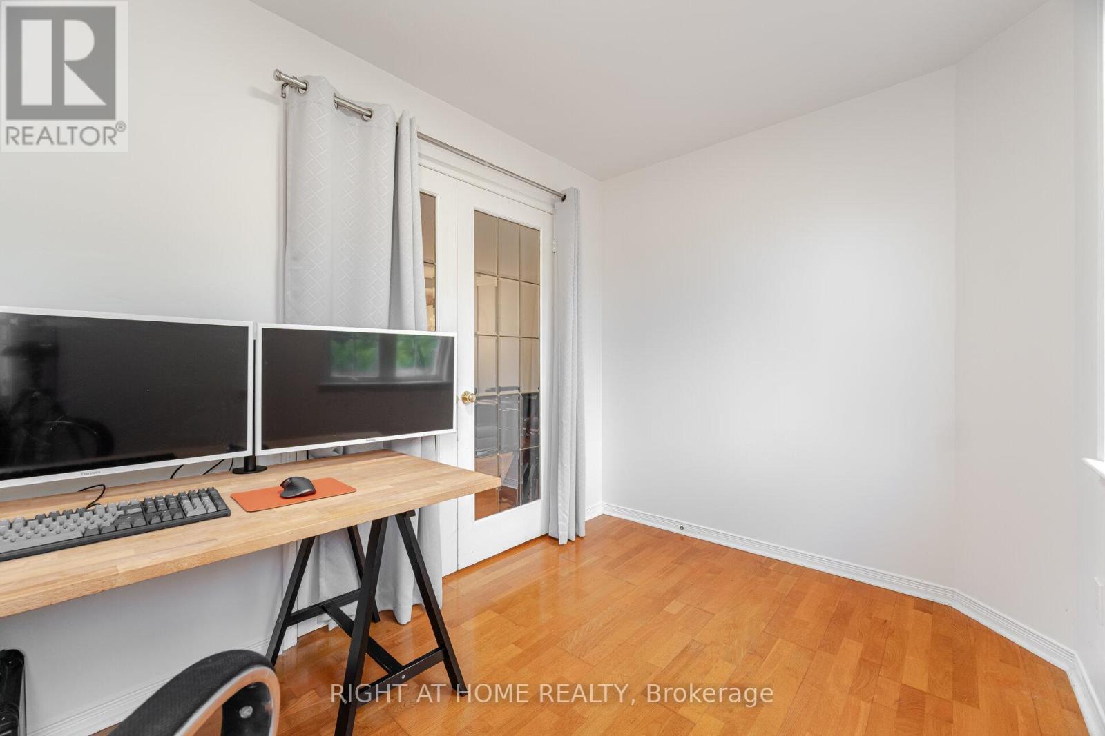 B18 - 108 Finch Ave W Avenue, Toronto (Newtonbrook West), Ontario  M2N 6W6 - Photo 12 - C12388476