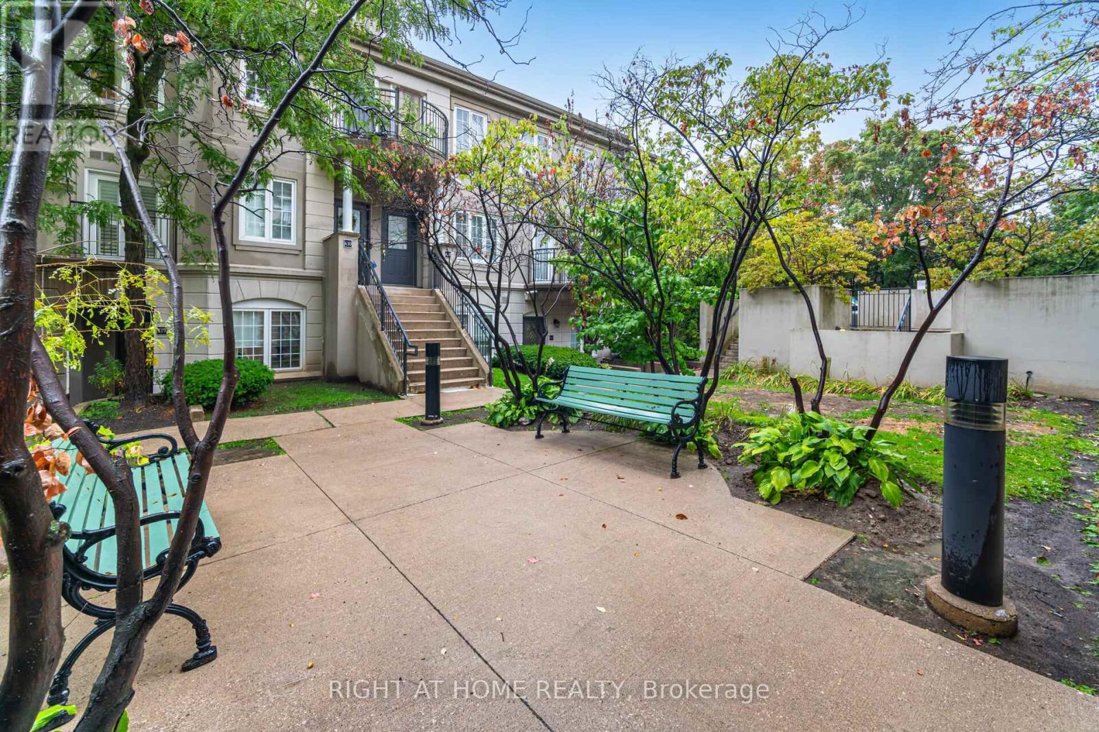 B18 - 108 Finch Ave W Avenue, Toronto (Newtonbrook West), Ontario  M2N 6W6 - Photo 39 - C12388476