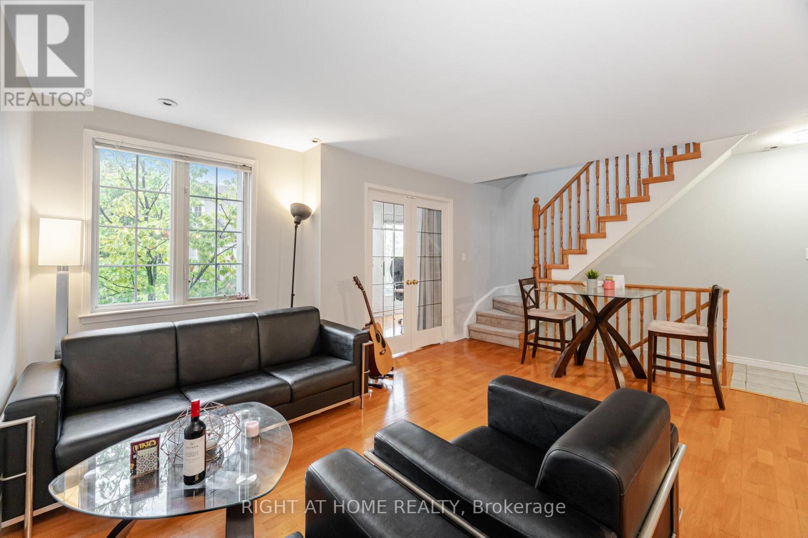 B18 - 108 Finch Ave W Avenue, Toronto (Newtonbrook West), Ontario  M2N 6W6 - Photo 4 - C12388476