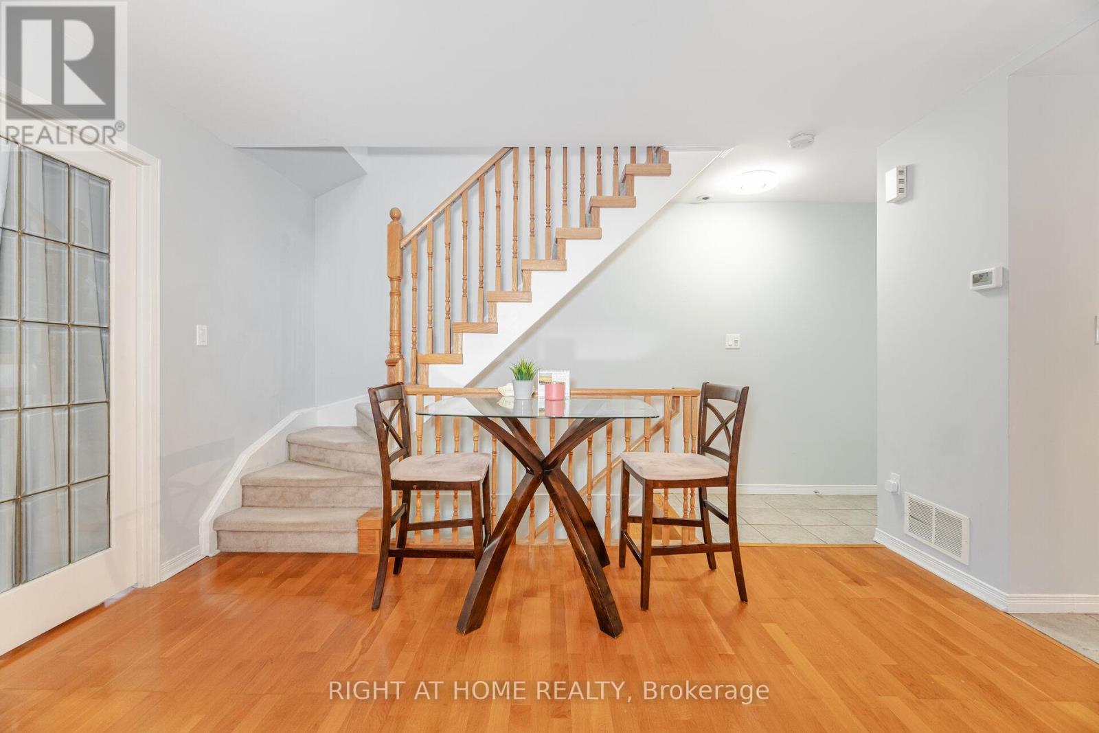 B18 - 108 Finch Ave W Avenue, Toronto (Newtonbrook West), Ontario  M2N 6W6 - Photo 5 - C12388476