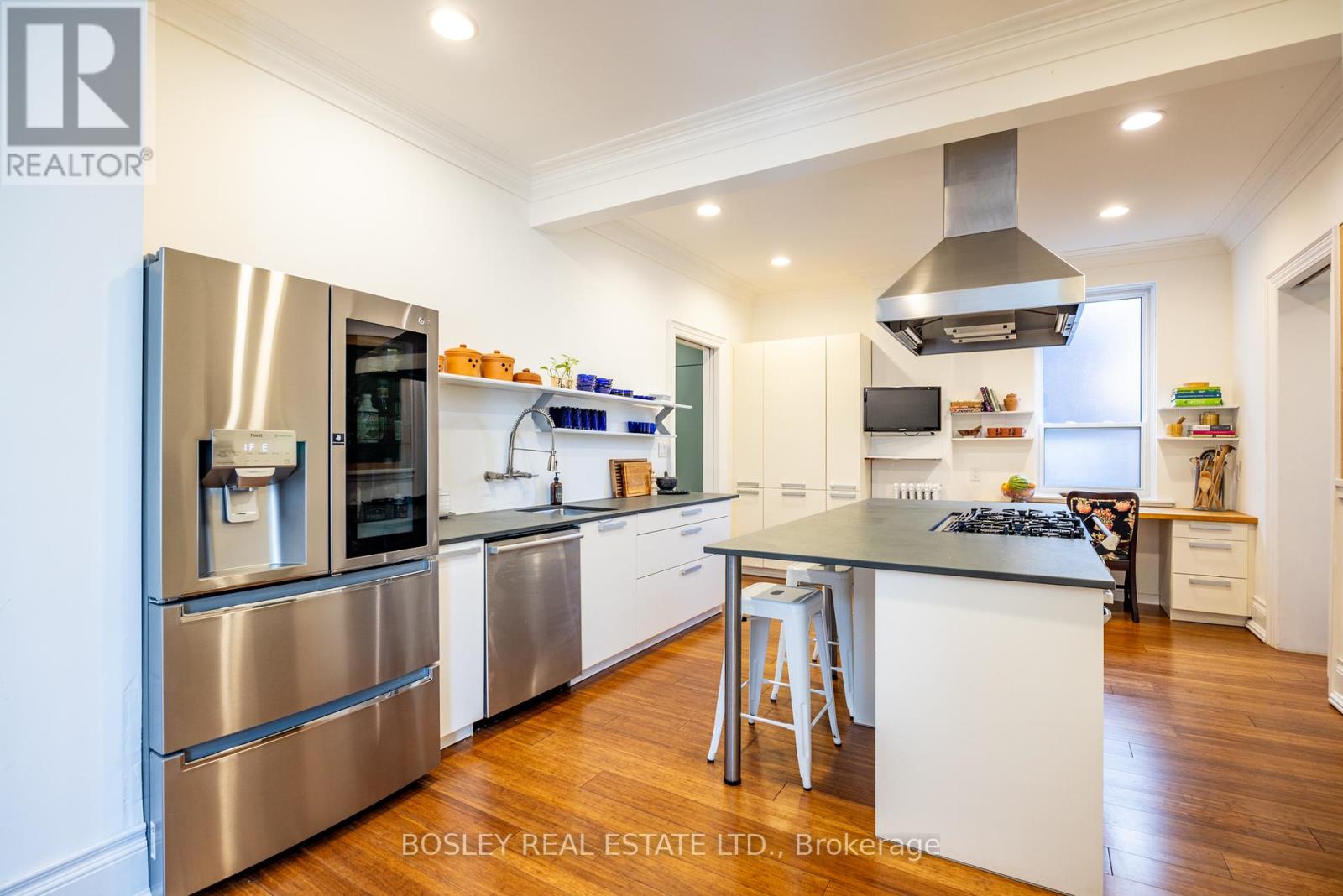 135 Madison Avenue, Toronto, Ontario  M5R 2S3 - Photo 11 - C12388547