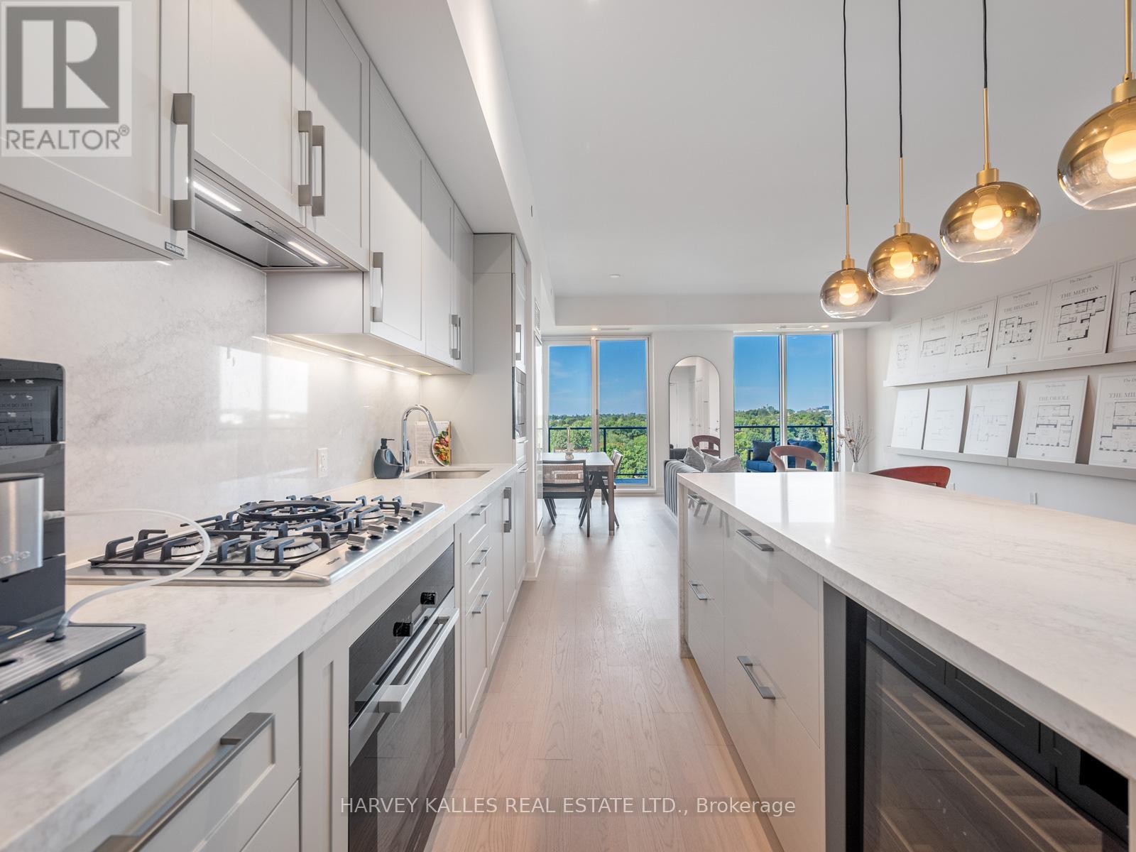 1003 - 8 Manor Road W, Toronto, Ontario  M4S 2A5 - Photo 14 - C12388552