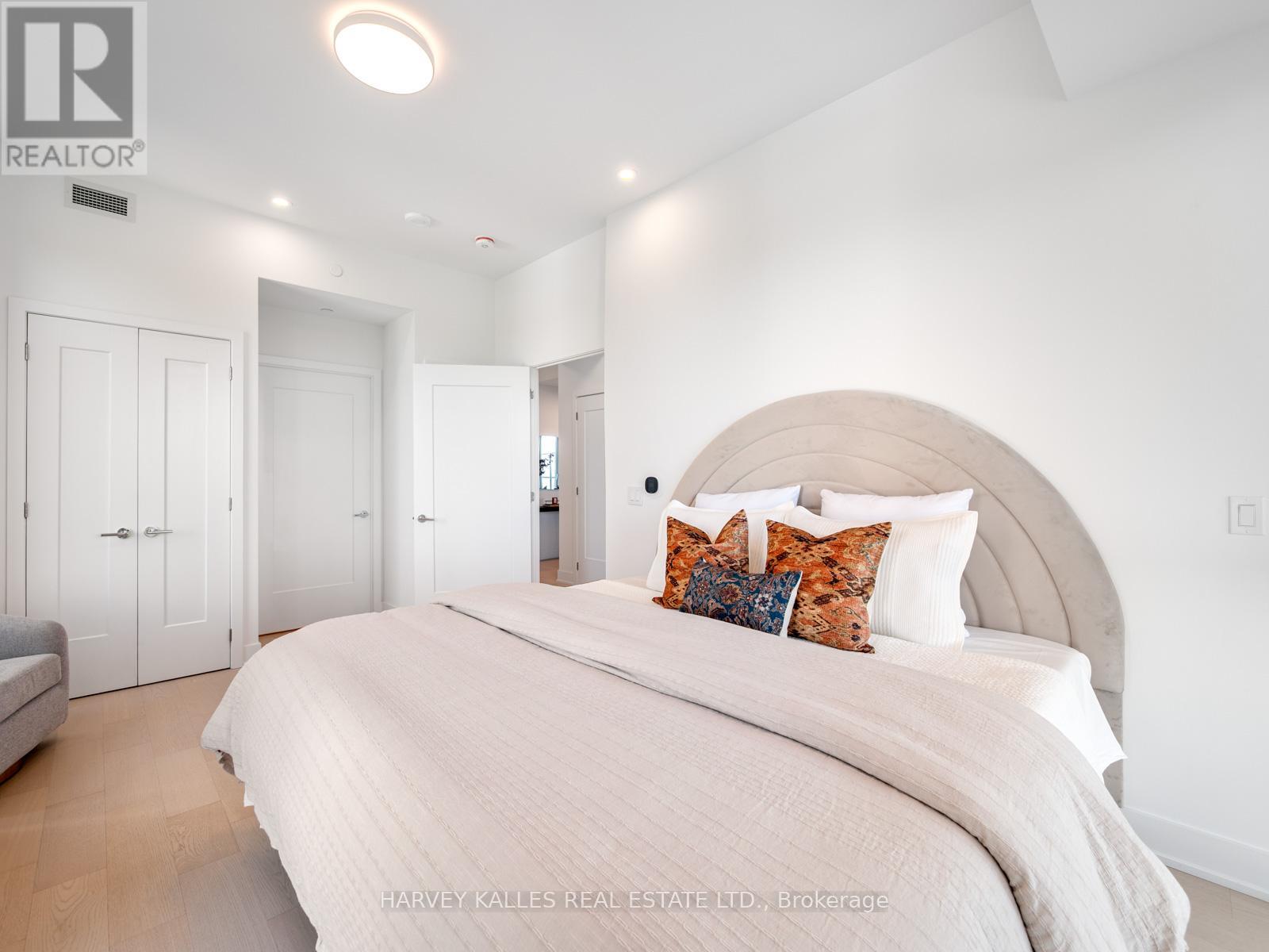 1003 - 8 Manor Road W, Toronto, Ontario  M4S 2A5 - Photo 22 - C12388552