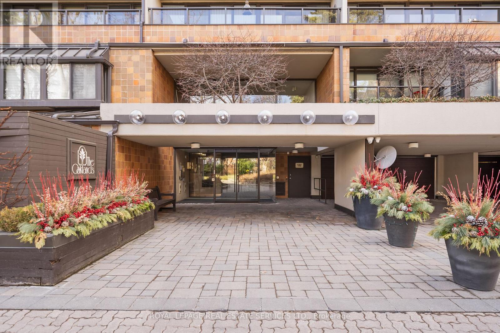 329 - 40 Oaklands Avenue, Toronto, Ontario  M4V 2Z3 - Photo 20 - C12388590